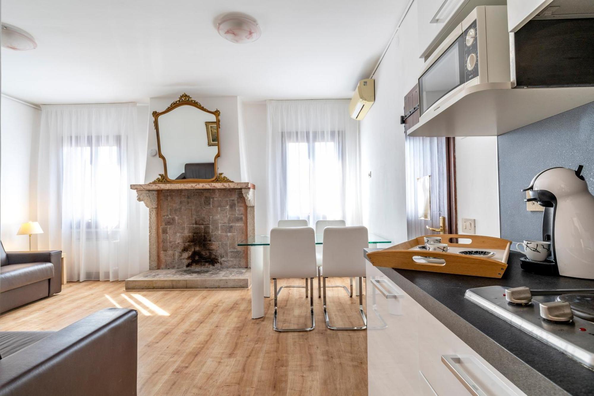 Ca' Dei Carmini Apartment Venice Exterior photo