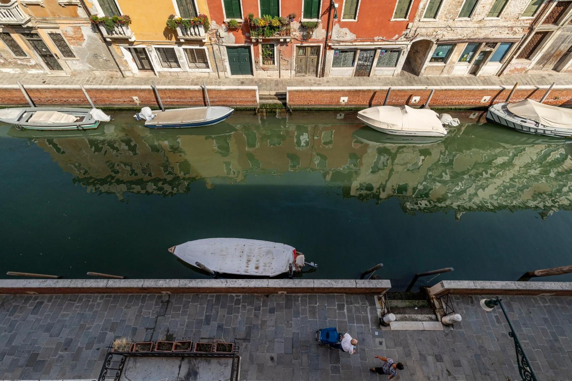 Ca' Dei Carmini Apartment Venice Room photo